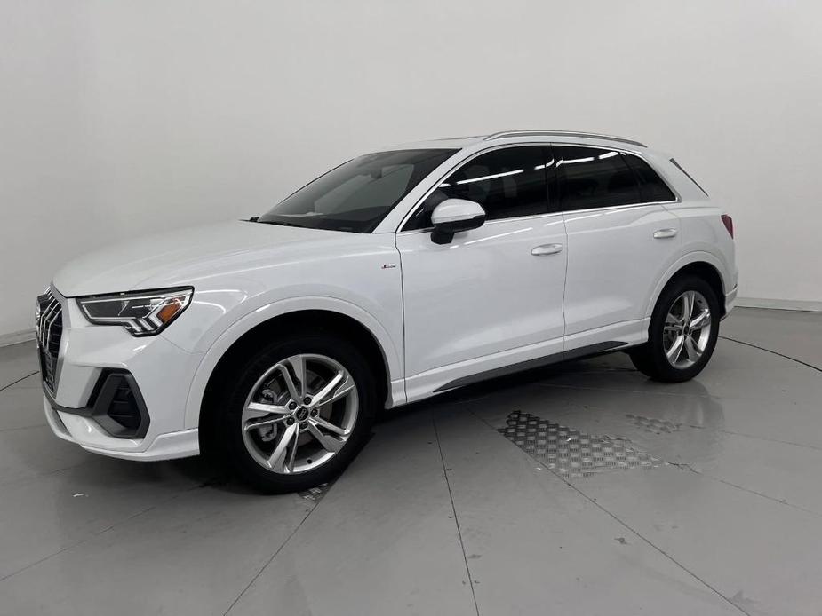 new 2024 Audi Q3 car, priced at $45,732