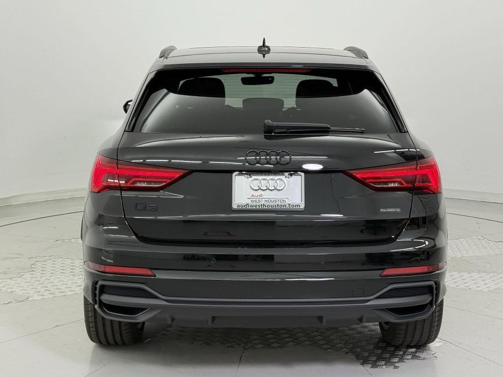 new 2025 Audi Q3 car, priced at $45,721