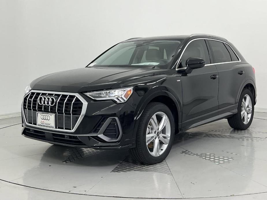 new 2024 Audi Q3 car, priced at $45,972