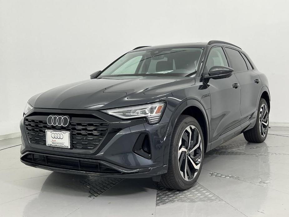 new 2024 Audi Q8 e-tron car, priced at $77,072