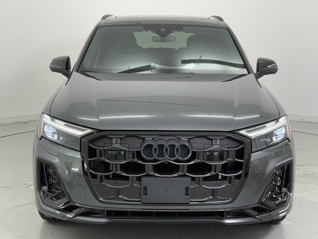 new 2025 Audi SQ7 car, priced at $91,991