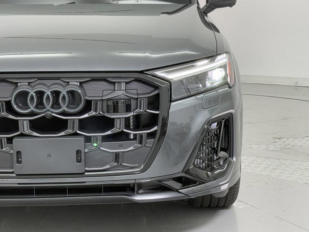 new 2025 Audi SQ7 car, priced at $91,991