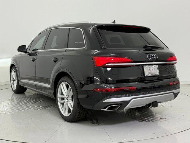 new 2025 Audi Q7 car, priced at $71,121