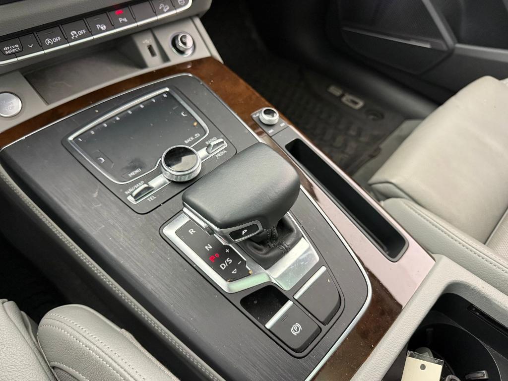 used 2020 Audi Q5 car, priced at $22,998