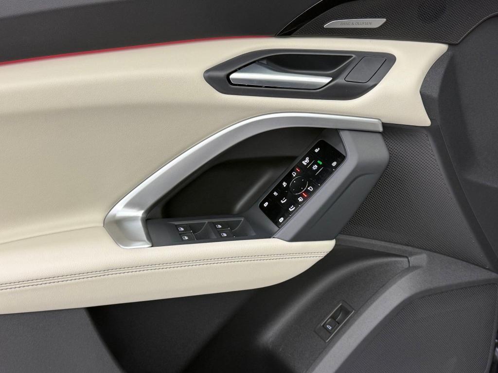 new 2025 Audi Q5 car, priced at $56,371