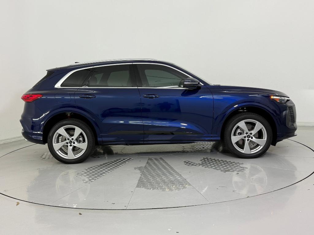 new 2025 Audi Q5 car, priced at $56,371