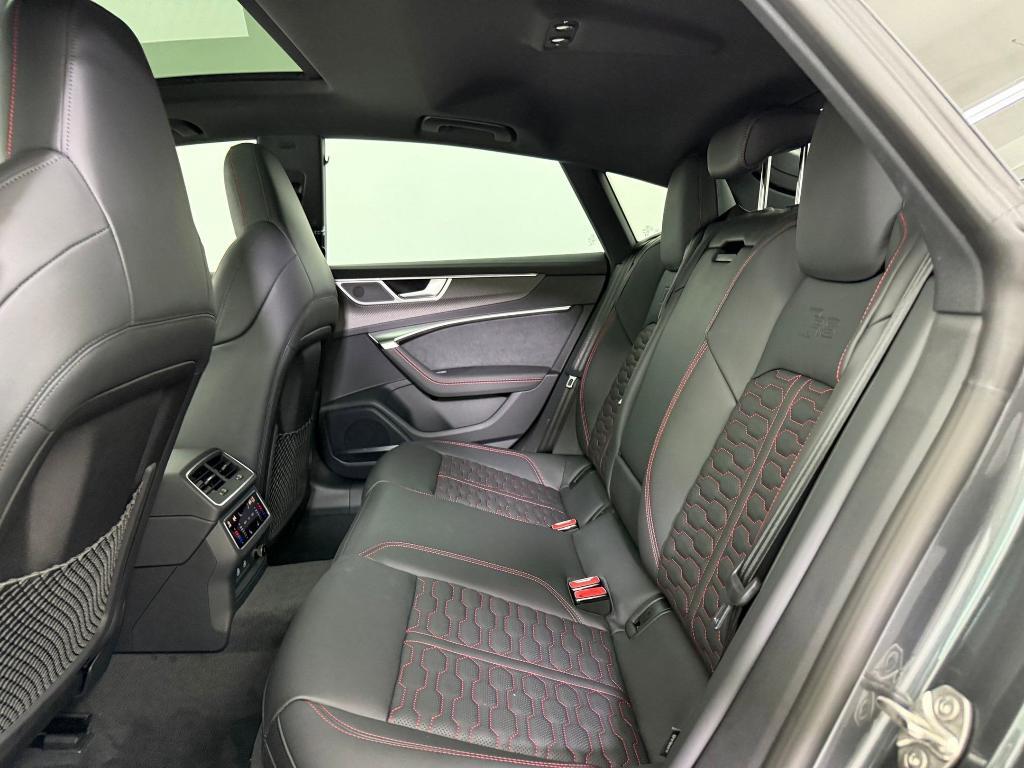 new 2026 Audi RS 7 car, priced at $158,995