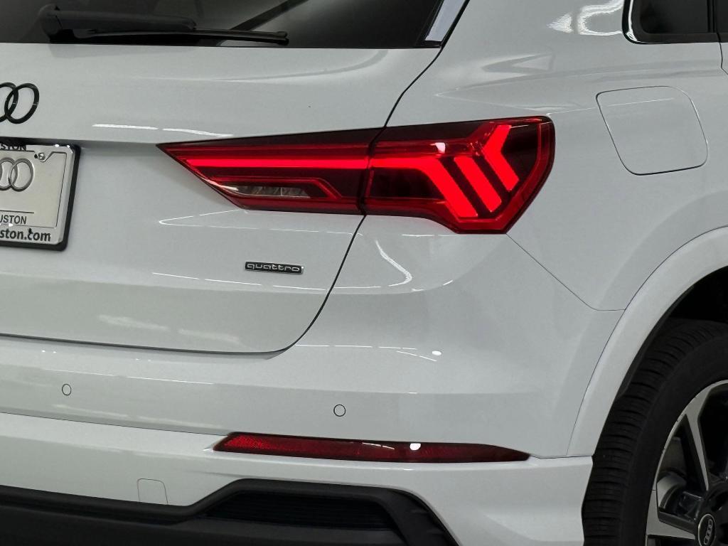 new 2025 Audi Q3 car, priced at $44,871