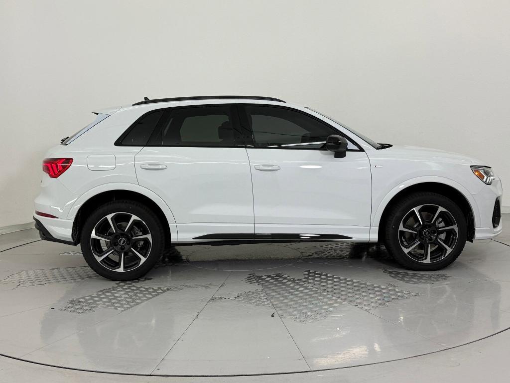 new 2025 Audi Q3 car, priced at $44,871