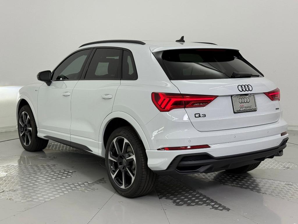 new 2025 Audi Q3 car, priced at $44,871