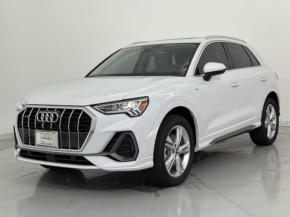 new 2024 Audi Q3 car, priced at $42,212