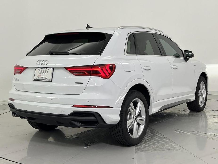 new 2024 Audi Q3 car, priced at $42,212