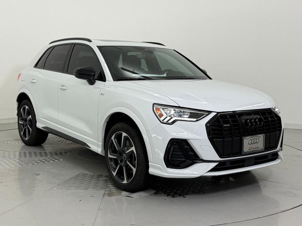 new 2025 Audi Q3 car, priced at $44,871