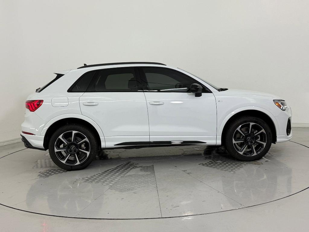 new 2025 Audi Q3 car, priced at $44,871
