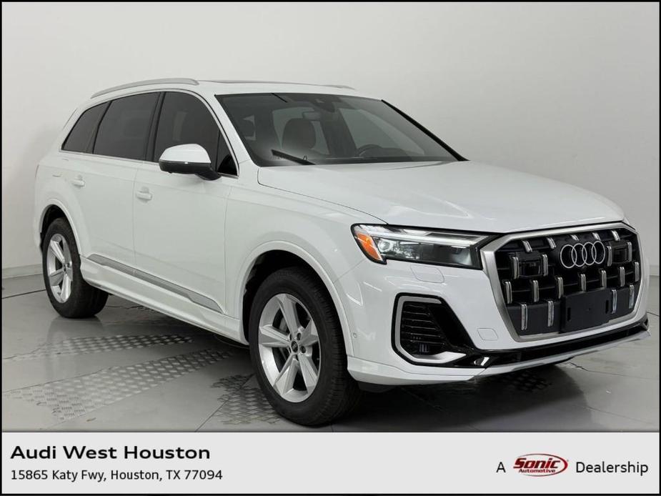 new 2025 Audi Q7 car, priced at $65,841