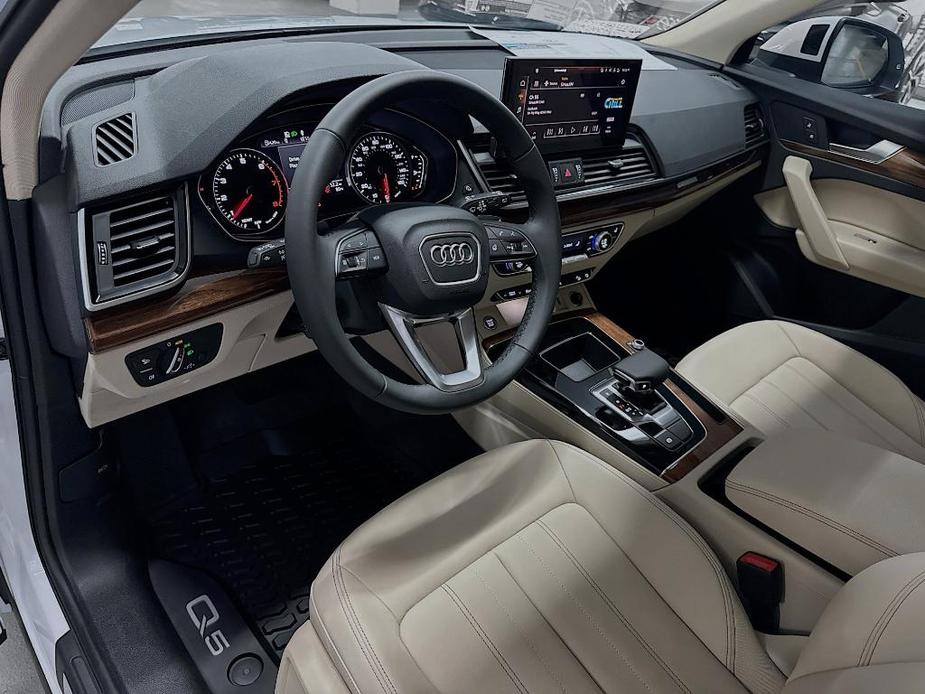 new 2024 Audi Q5 car, priced at $46,941