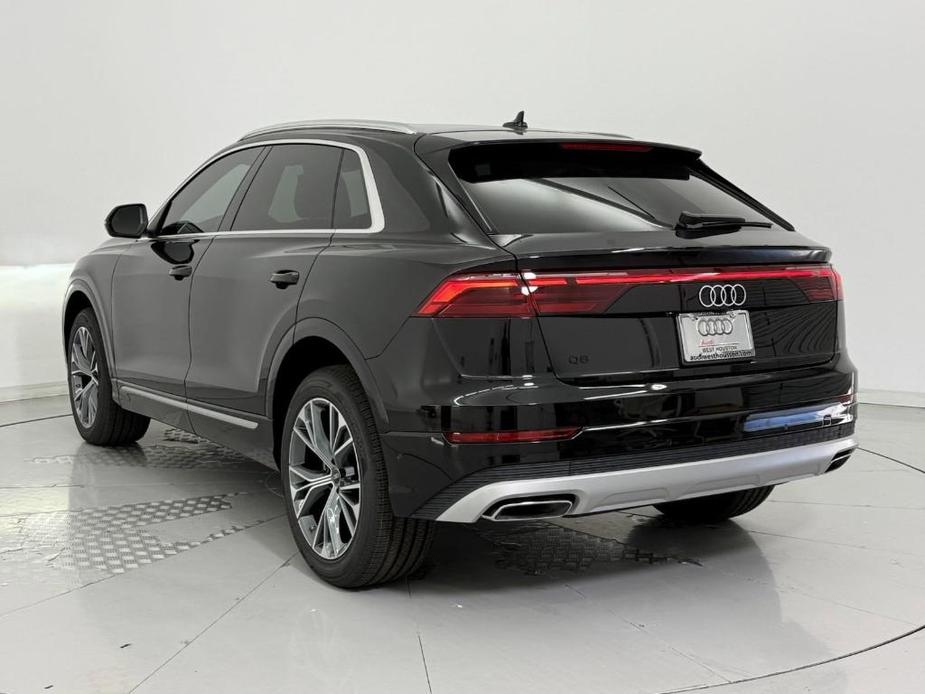 new 2025 Audi Q8 car, priced at $71,861