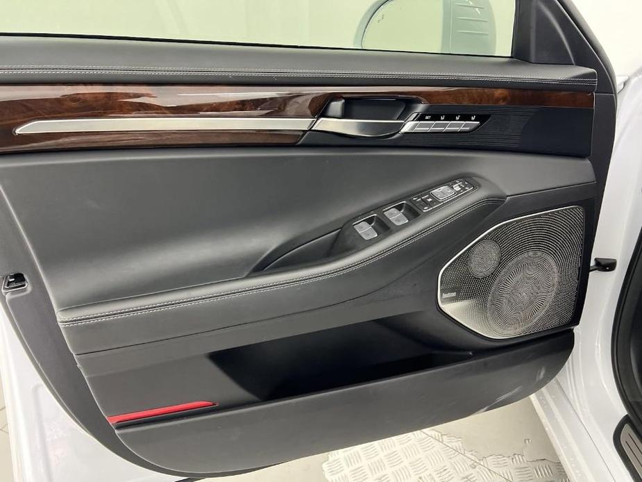 used 2019 Genesis G90 car, priced at $33,999