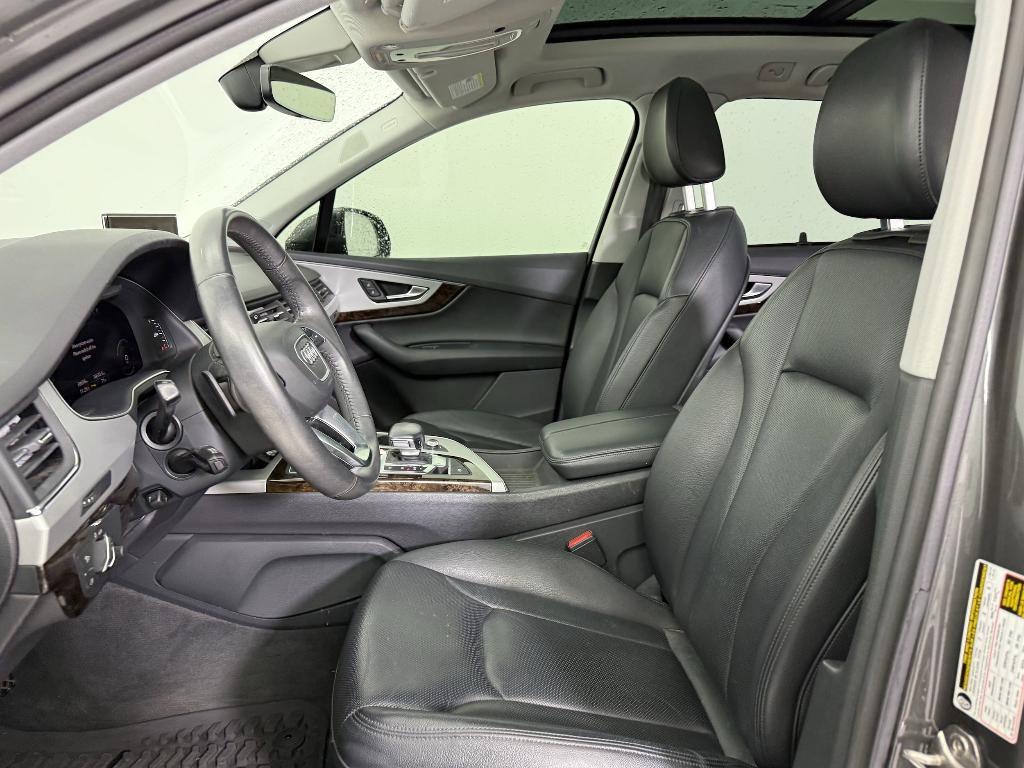 used 2019 Audi Q7 car, priced at $29,999