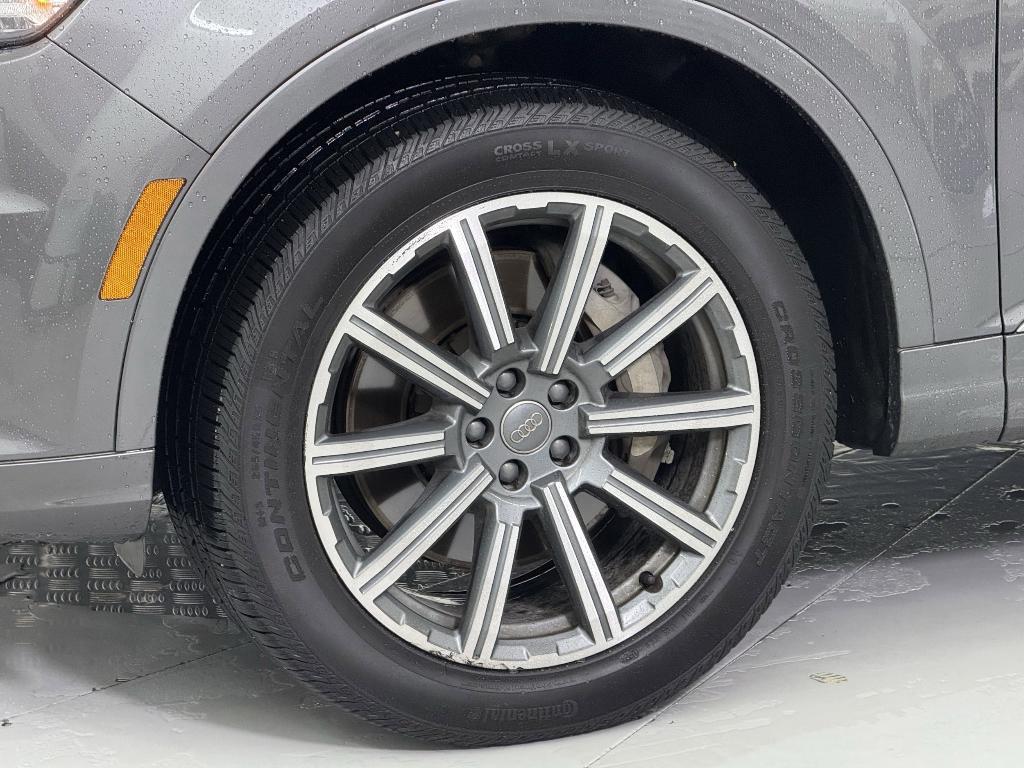 used 2019 Audi Q7 car, priced at $29,999