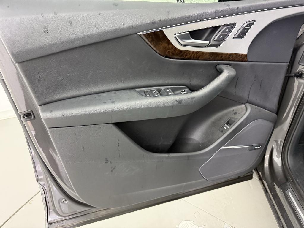used 2019 Audi Q7 car, priced at $29,999