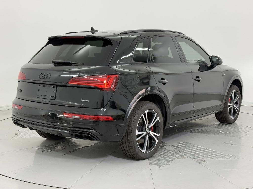 new 2025 Audi Q5 car, priced at $55,982