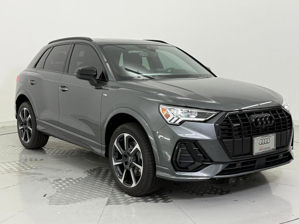 new 2025 Audi Q3 car, priced at $44,871