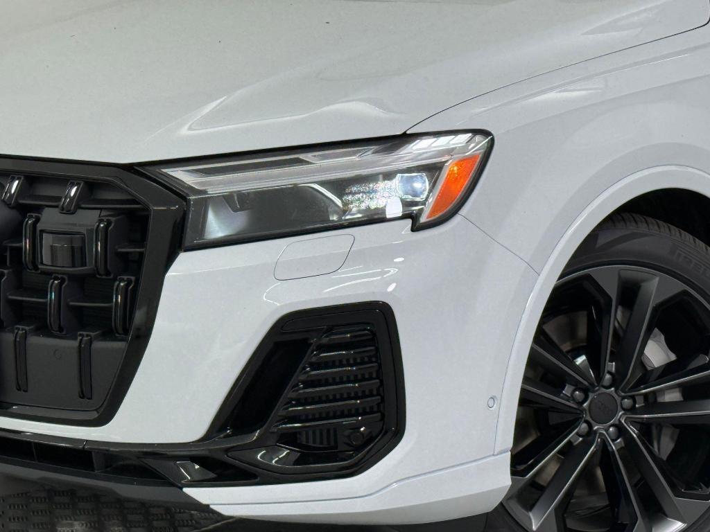 new 2026 Audi Q7 car, priced at $74,231