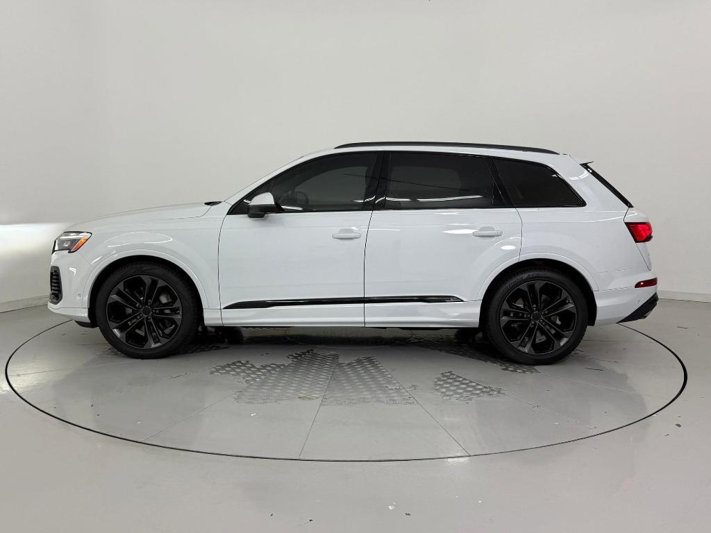 new 2026 Audi Q7 car, priced at $73,451