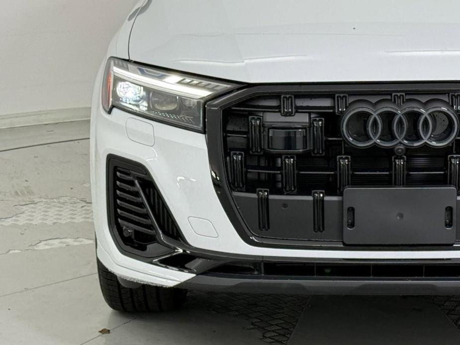 new 2025 Audi Q7 car, priced at $73,821