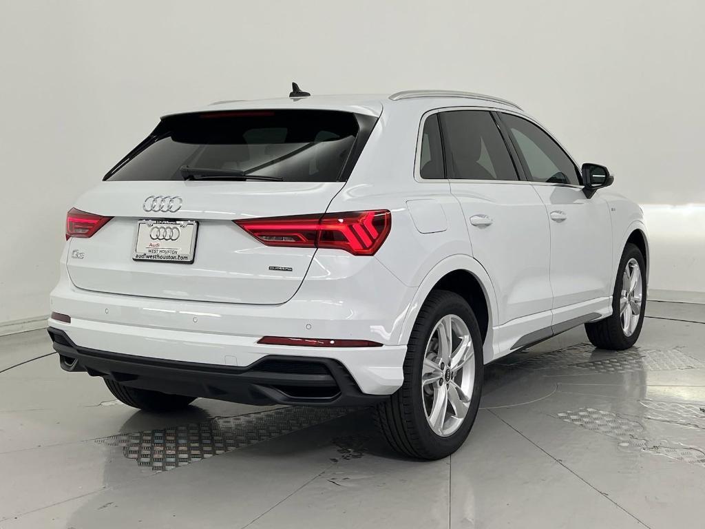 new 2024 Audi Q3 car, priced at $43,322