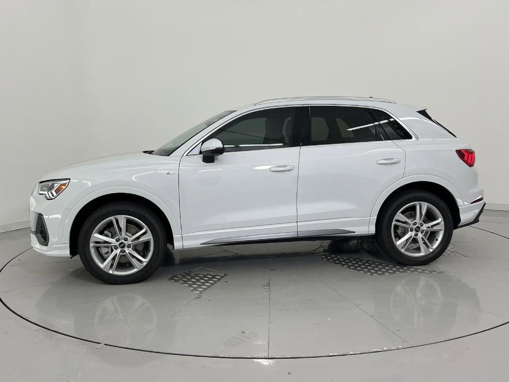 new 2024 Audi Q3 car, priced at $43,322