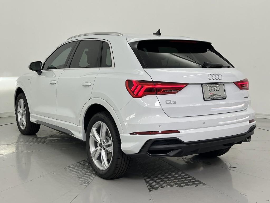 new 2024 Audi Q3 car, priced at $43,322