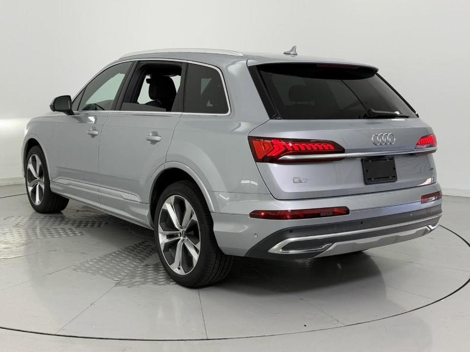 used 2022 Audi Q7 car, priced at $41,999