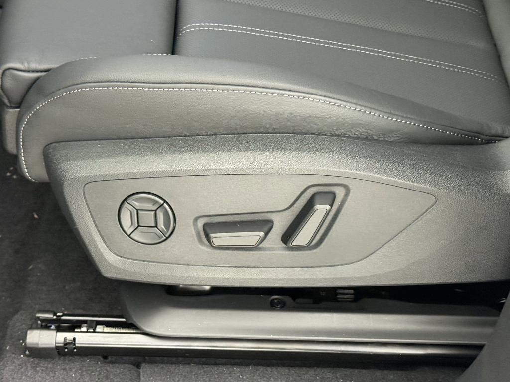 new 2025 Audi SQ6 e-tron car, priced at $78,001