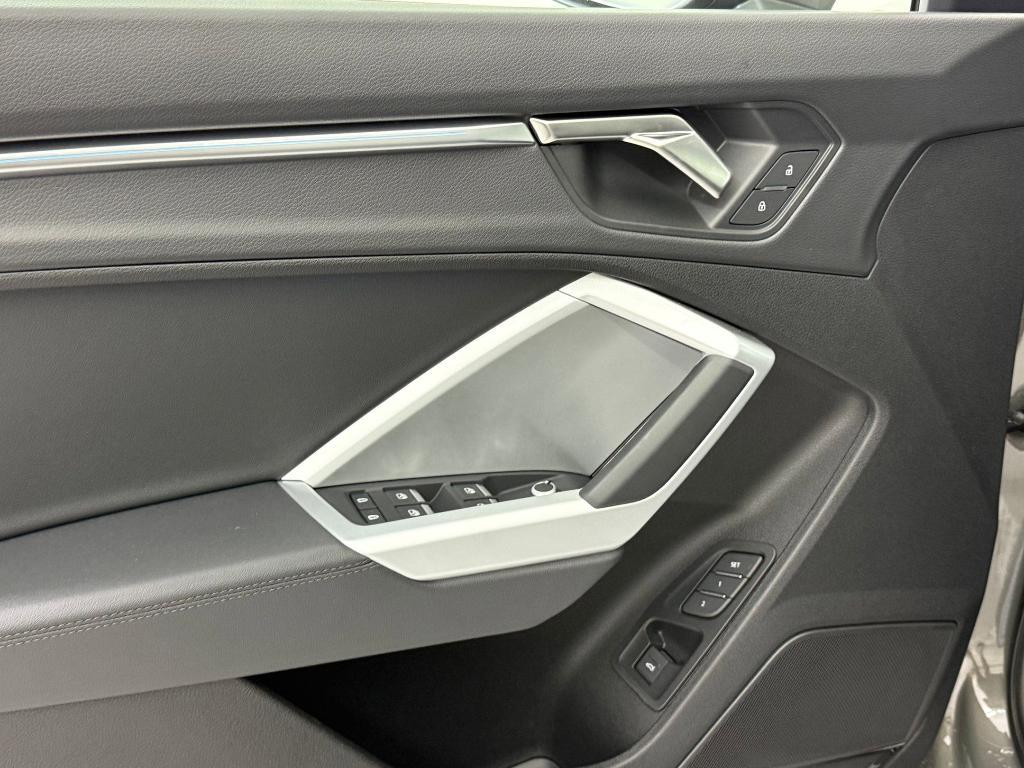 new 2025 Audi Q3 car, priced at $45,081
