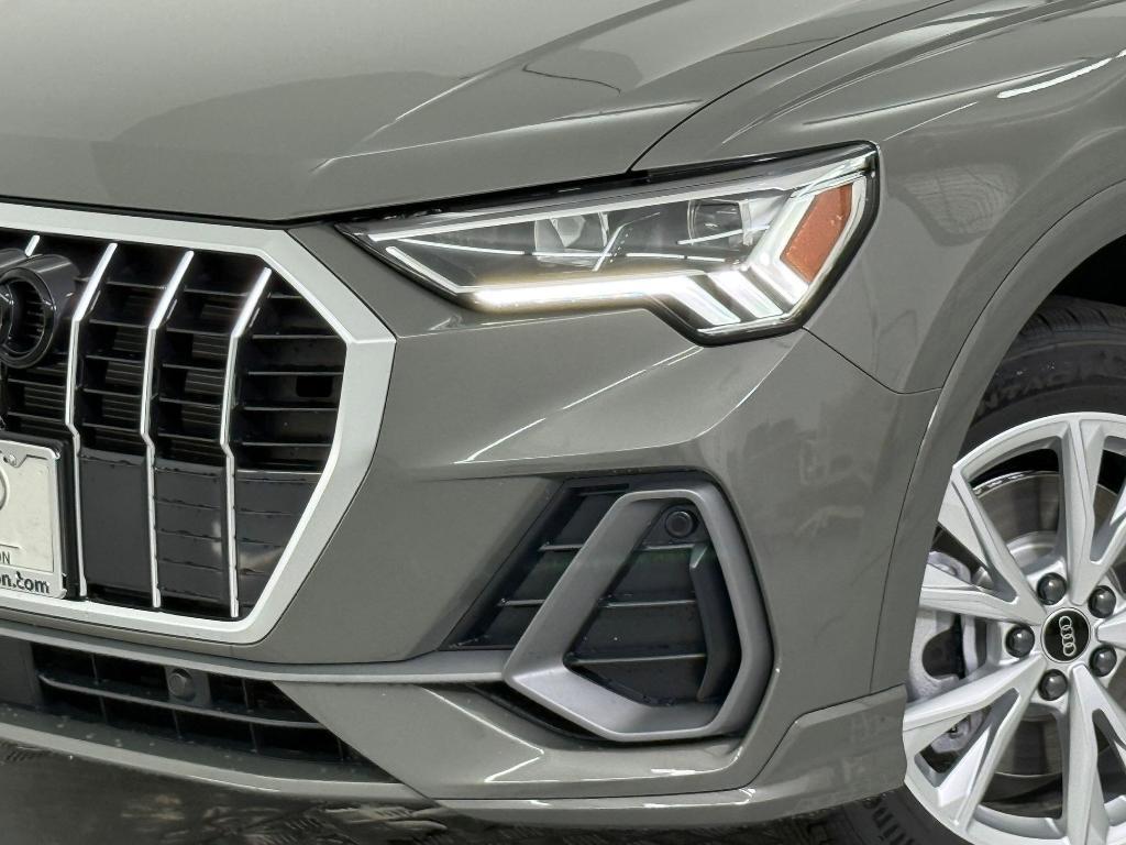 new 2025 Audi Q3 car, priced at $45,081