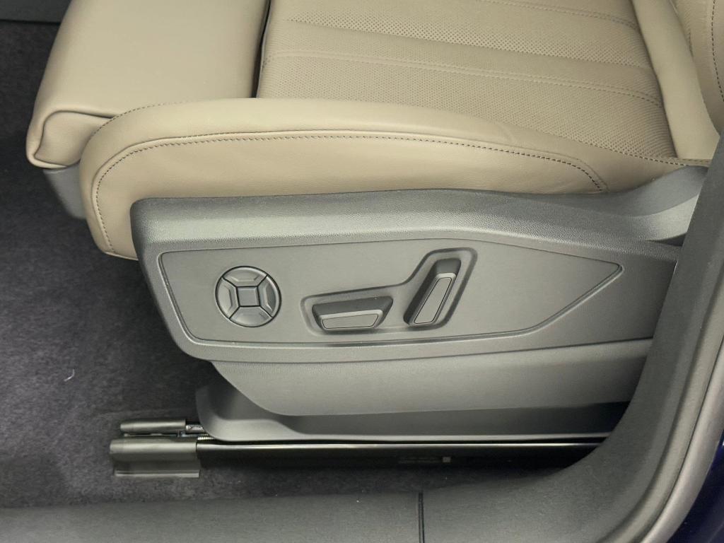 new 2025 Audi Q5 car, priced at $56,991