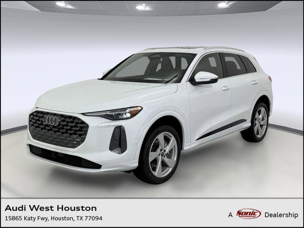 new 2025 Audi Q5 car, priced at $54,872