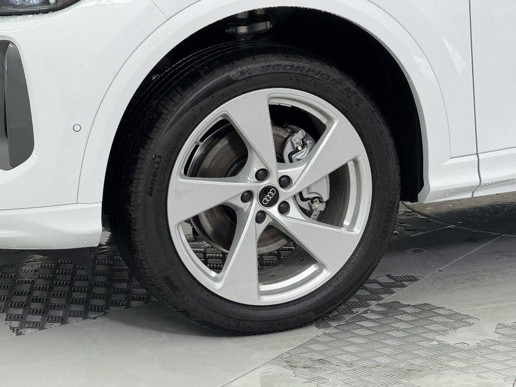 new 2025 Audi Q5 car, priced at $55,482