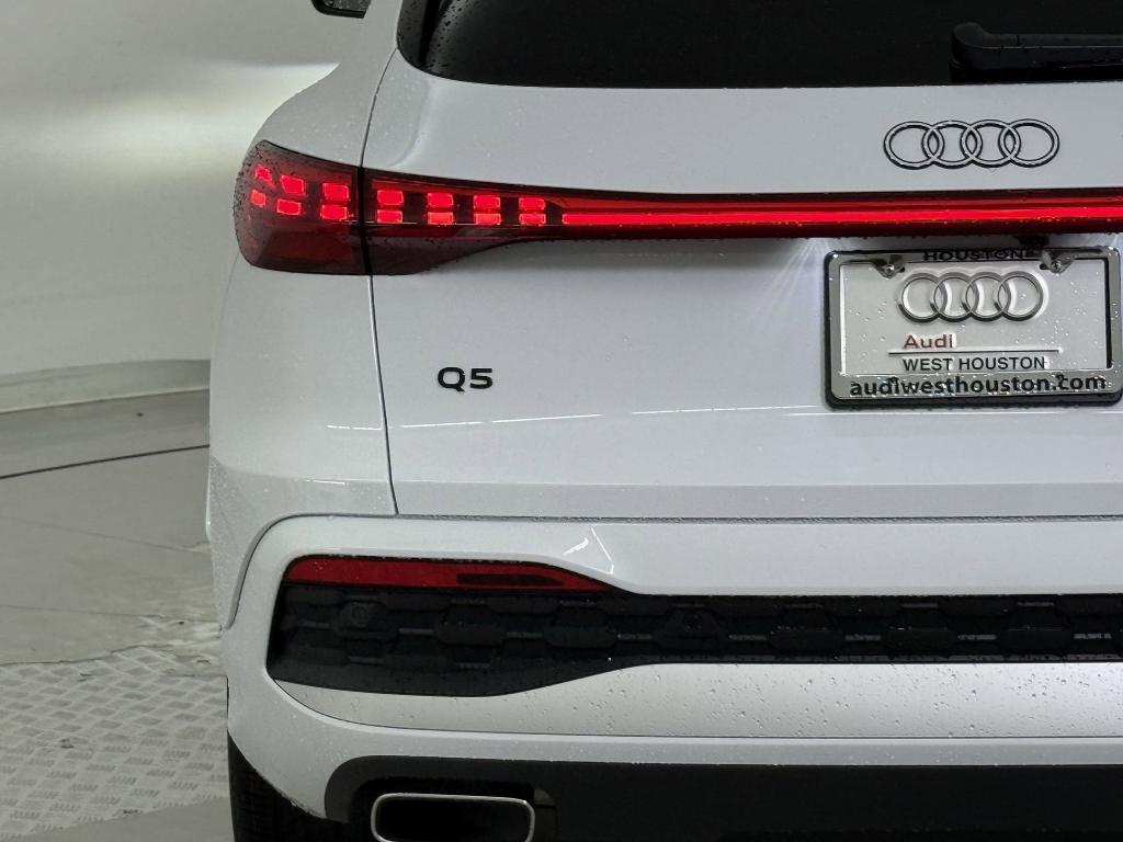 new 2025 Audi Q5 car, priced at $58,532
