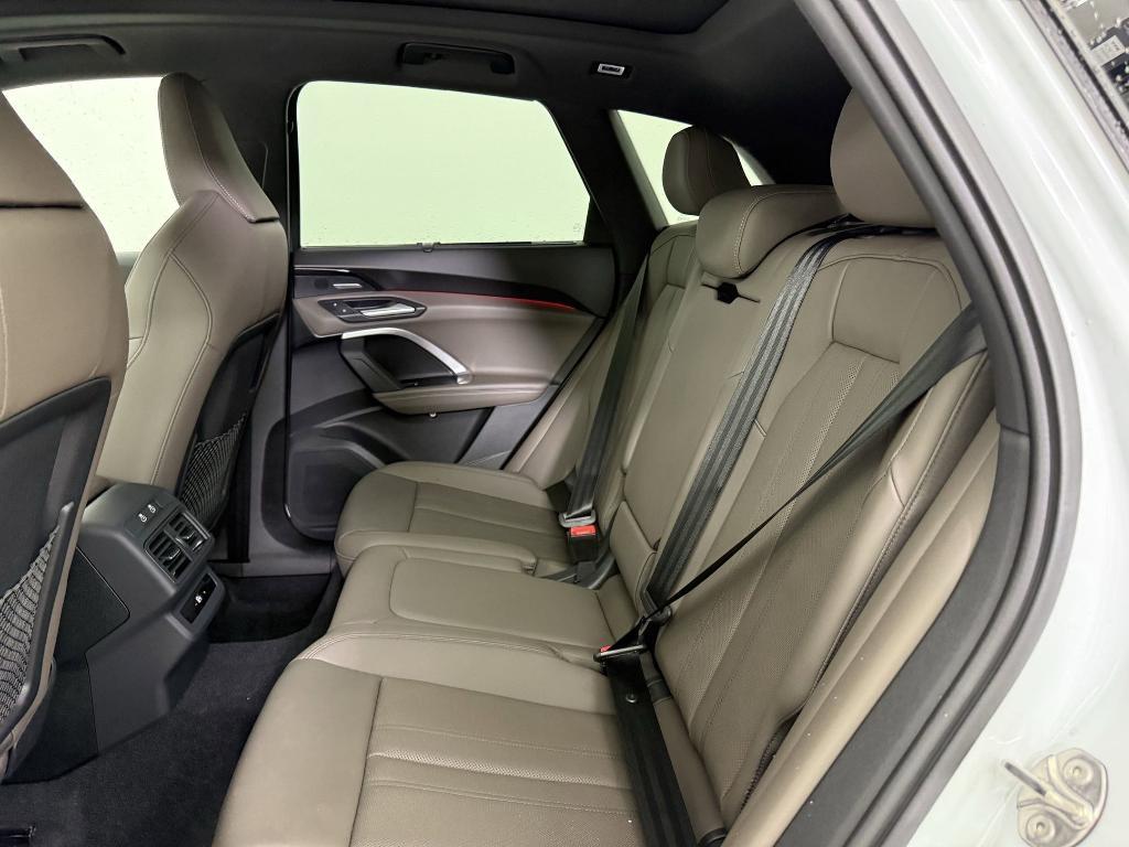 new 2025 Audi Q5 car, priced at $58,532