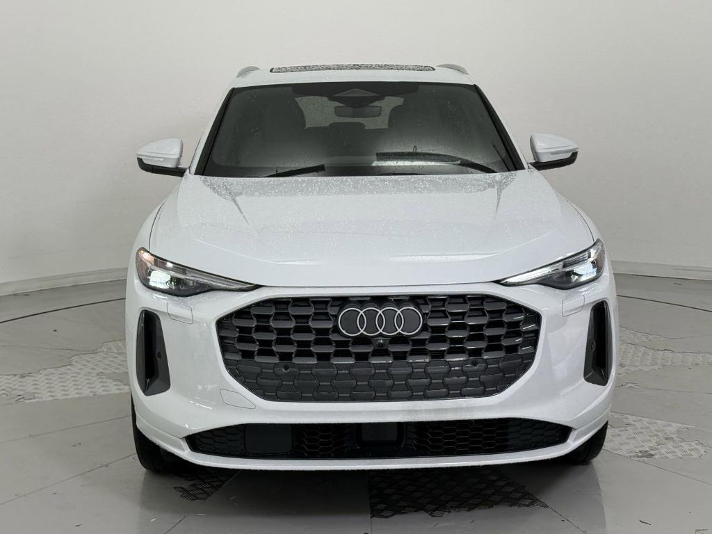 new 2025 Audi Q5 car, priced at $58,532