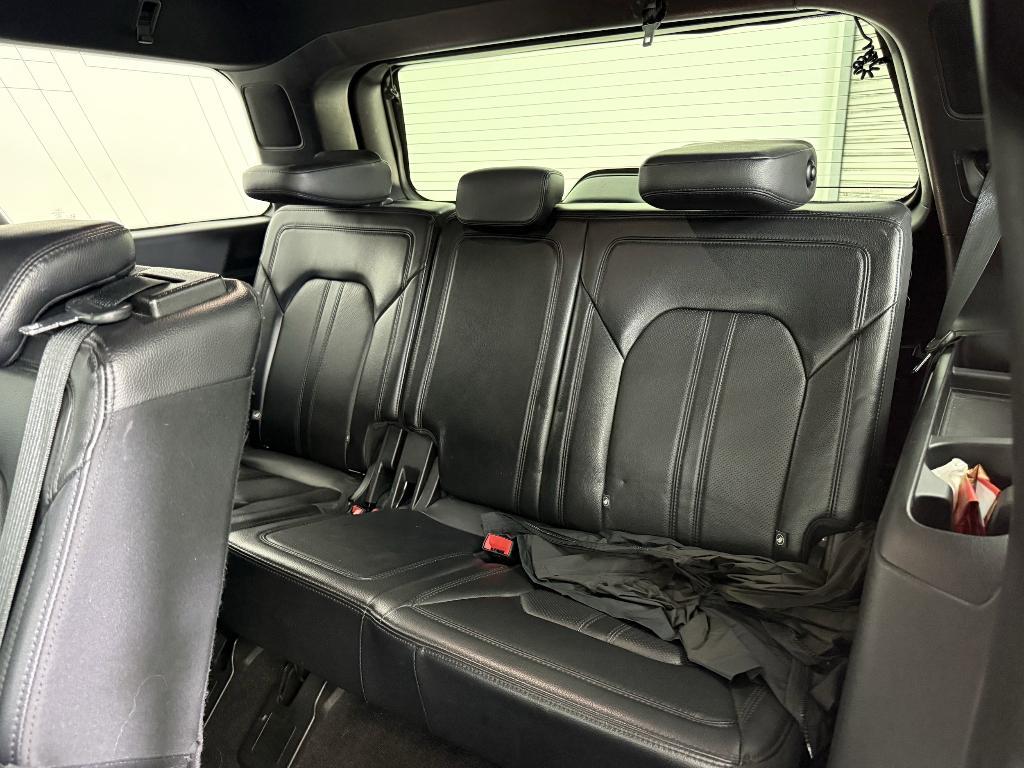 used 2021 Ford Expedition car, priced at $30,998