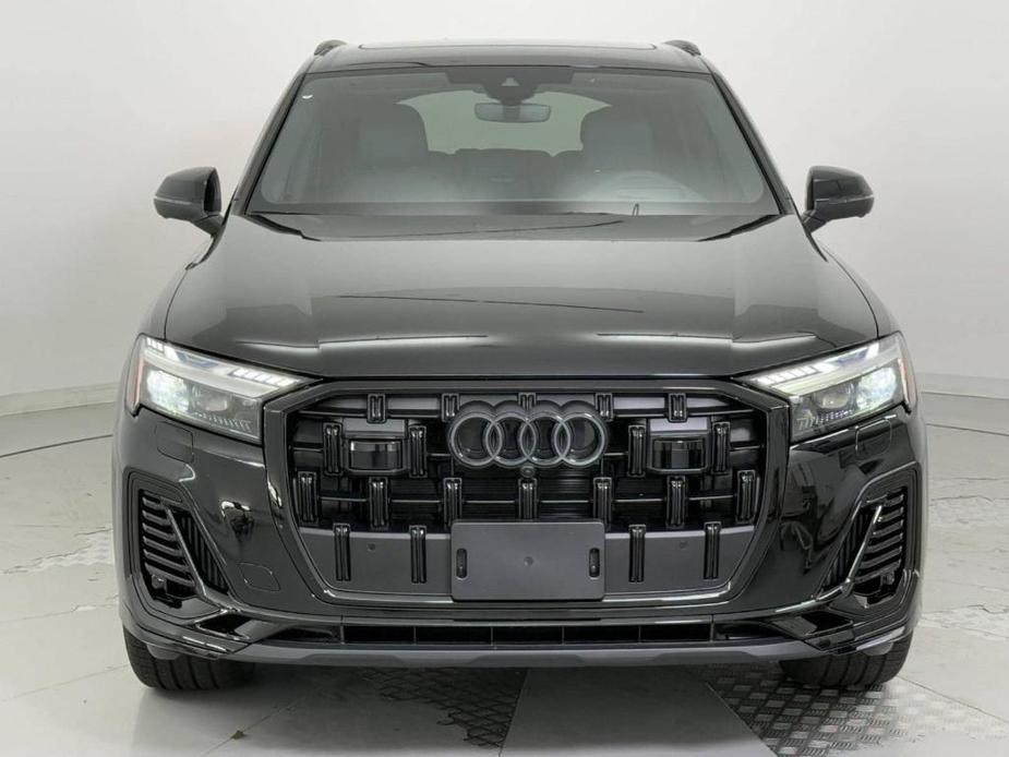 new 2025 Audi Q7 car, priced at $73,821