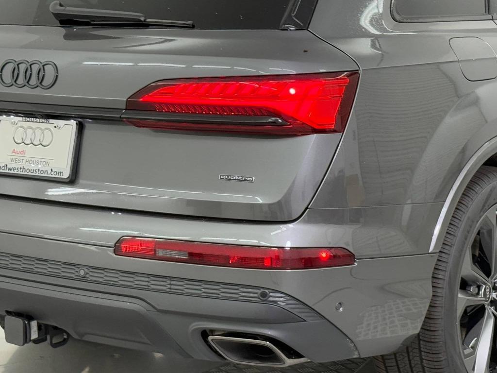 new 2026 Audi Q7 car, priced at $73,591