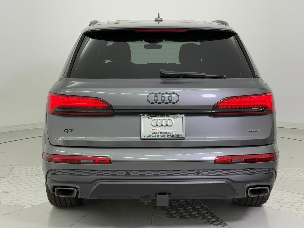 new 2026 Audi Q7 car, priced at $73,591
