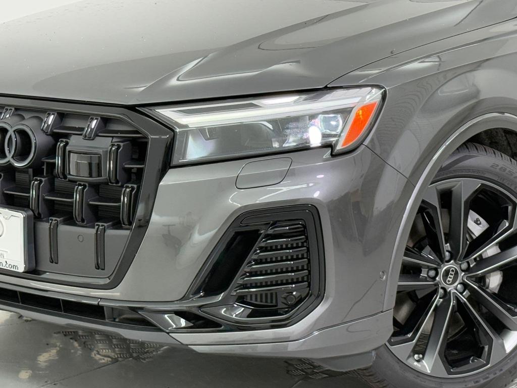 new 2026 Audi Q7 car, priced at $73,591