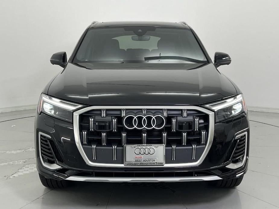 new 2025 Audi Q7 car, priced at $71,801