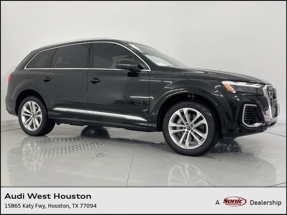 new 2025 Audi Q7 car, priced at $71,923